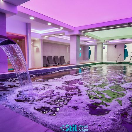 Stil Motel & Spa Tasnad Exterior foto