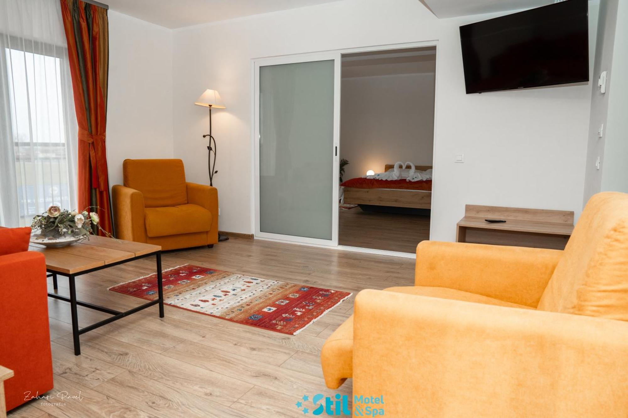 Stil Motel & Spa Tasnad Exterior foto
