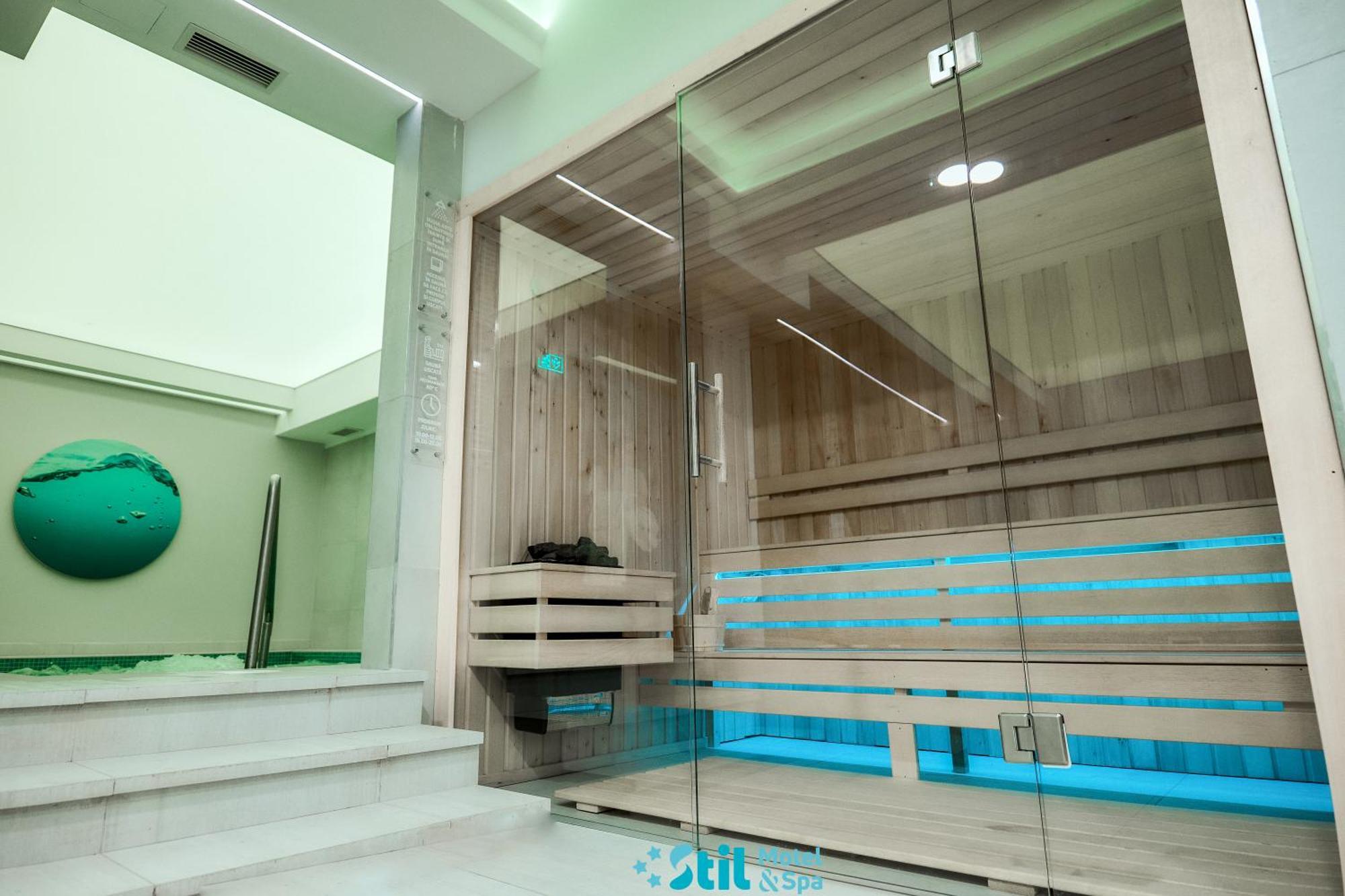 Stil Motel & Spa Tasnad Exterior foto